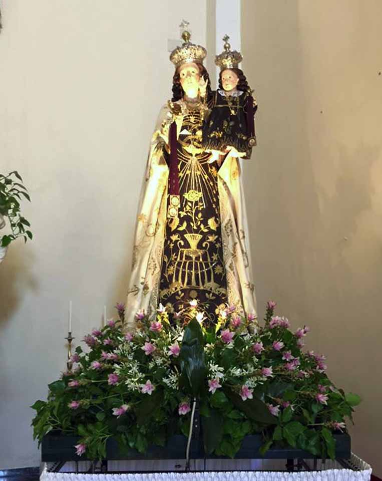 statua della Vergine del Carmine