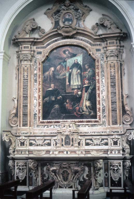 altare dedicato a S. Domenico