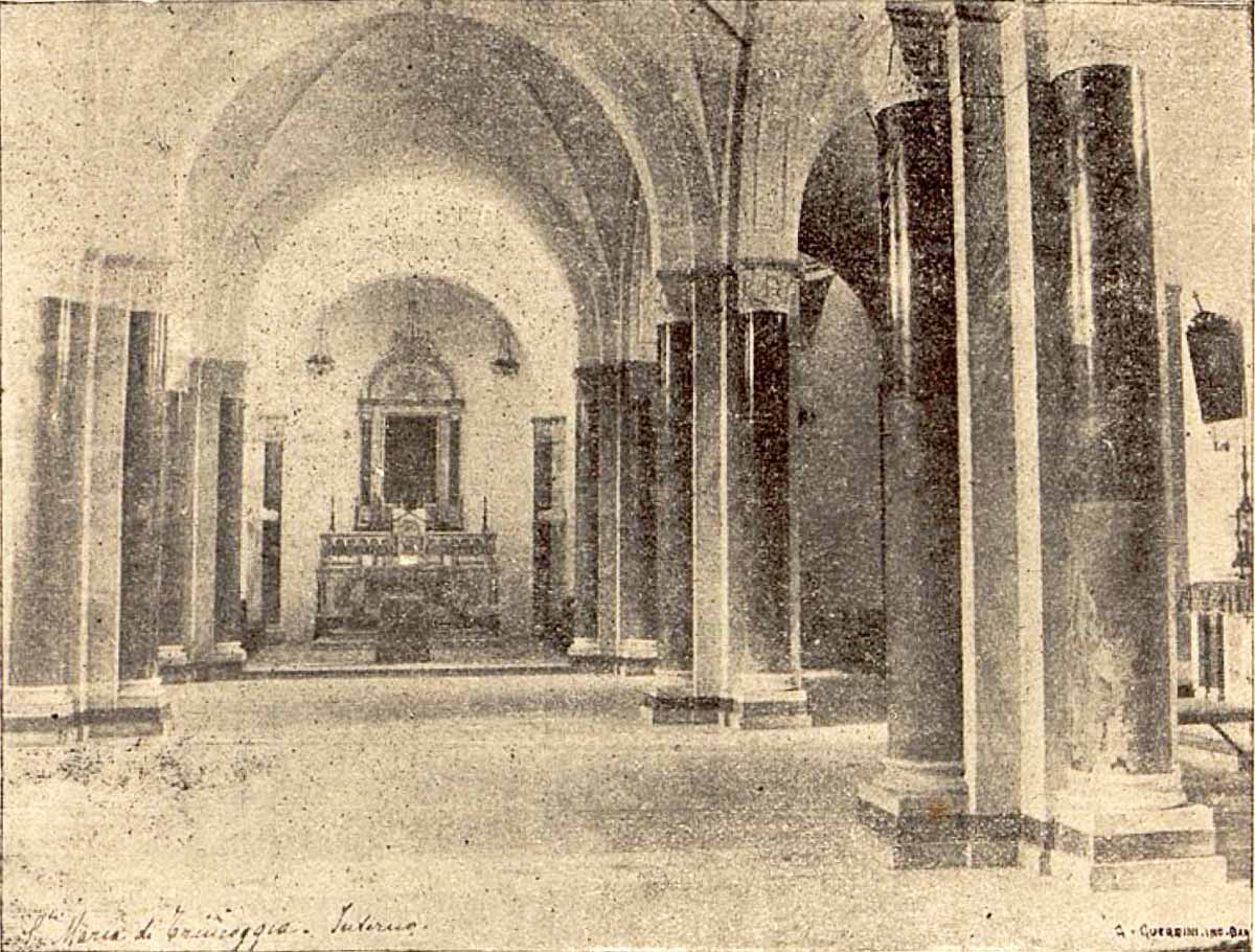 la navata nel 1912