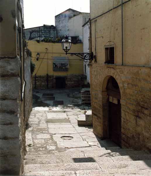 Bellissimo scorcio del Borgo Antico nei pressi di San Nicola.