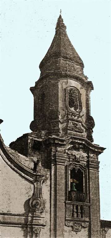 Il campanile barocco della Chiesa